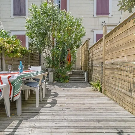 Moderne Avec Vue A 5mn Des Plages *